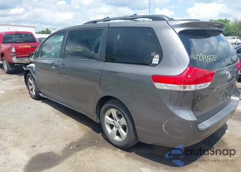2014 Toyota Sienna Le V6 8 Passenger из США, поврежденный, VIN 5TDKK3DC3ES435091